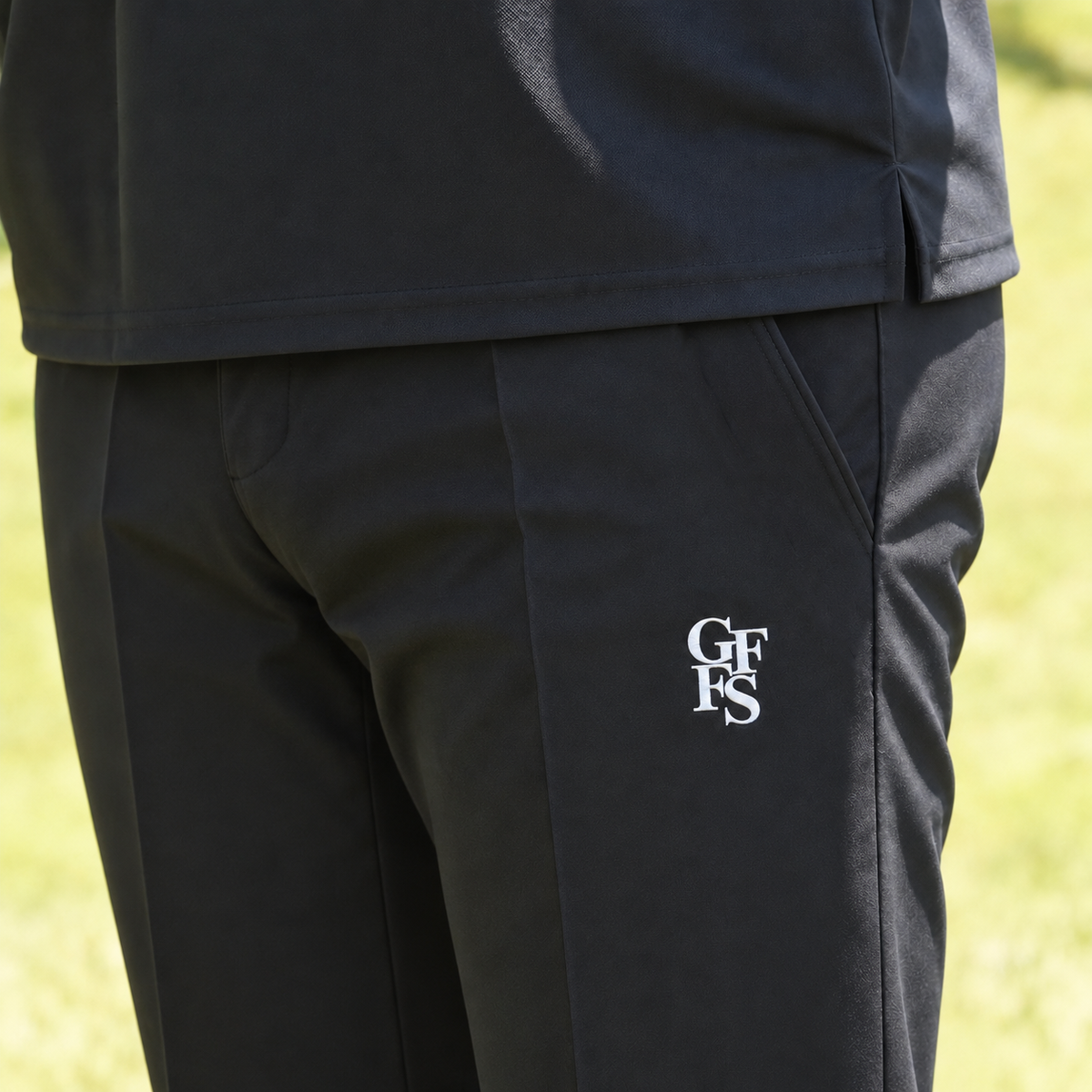 8way stretch tapered pants